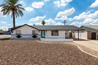 2144 S Los Feliz Dr in Tempe, AZ - Building Photo - Building Photo