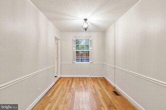 2851 S Buchanan St in Arlington, VA - Building Photo - Building Photo