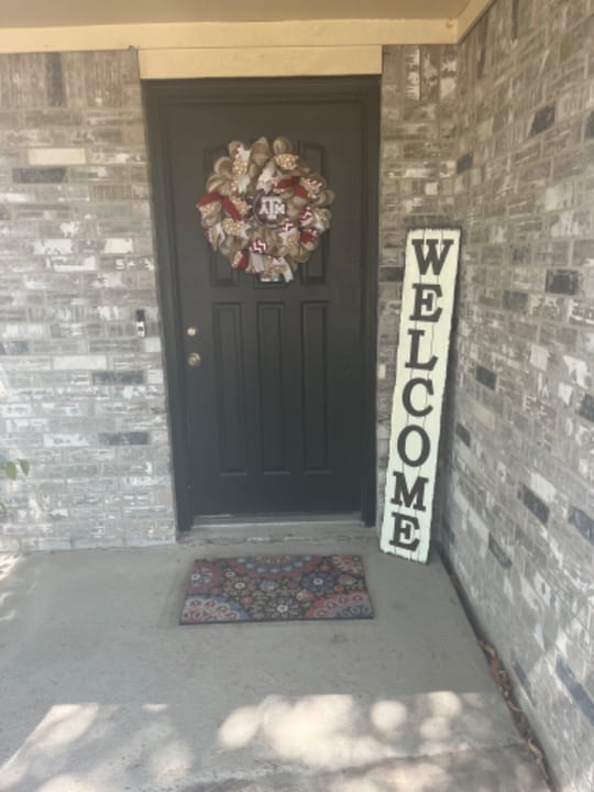 4001 Windfree Dr in College Station, TX - Building Photo