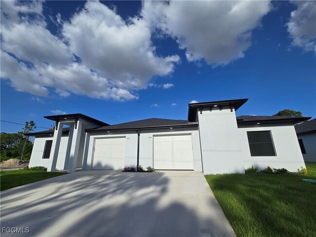 property at 483 Linden Ave S