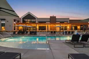 Elysium in Reno, NV - Building Photo