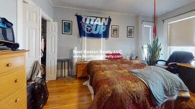 127 Central St in Somerville, MA - Building Photo - Building Photo