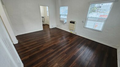 1216 W Court St in Los Angeles, CA - Building Photo - Building Photo