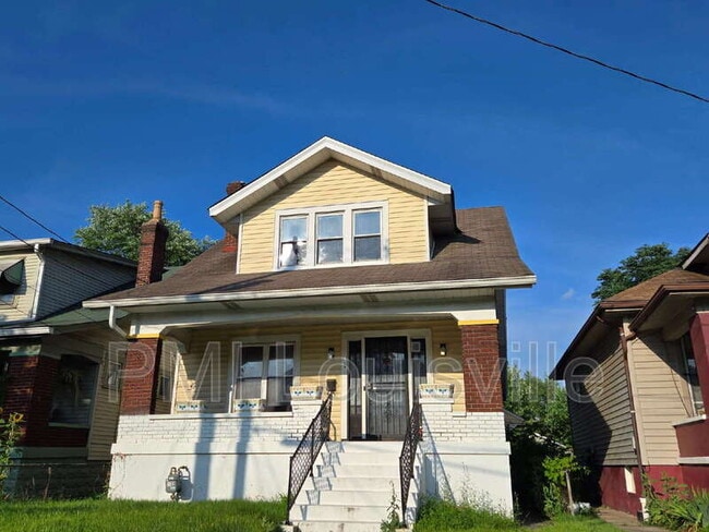 property at 607 N 39th St