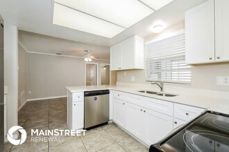 6745 Paul Revere Ct, Unit 520 in Orlando, FL - Building Photo - Building Photo