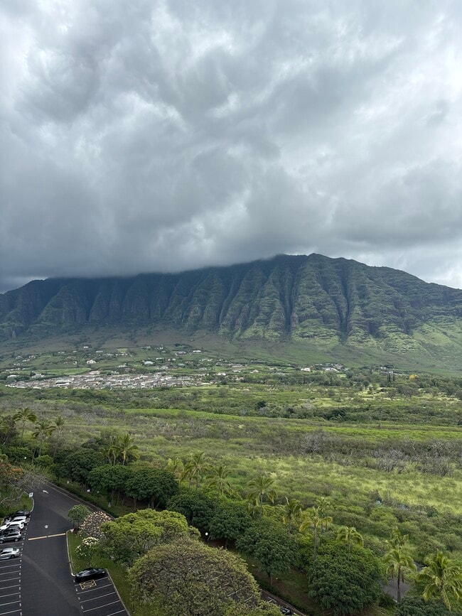 84-740 Kili Dr, Unit Makaha Vally Towers condo in Waianae, HI - Building Photo - Building Photo