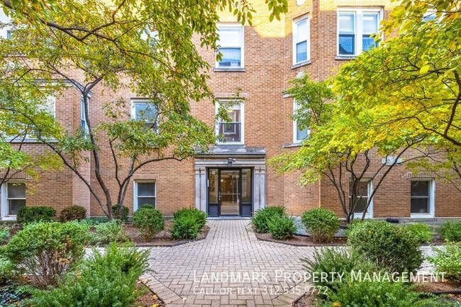 property at 534 W Belmont Ave