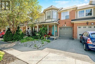 873 Gazley Cir in Milton, ON - Building Photo