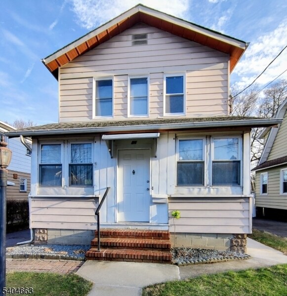 86 Brookdale Ave in Nutley, NJ - Building Photo