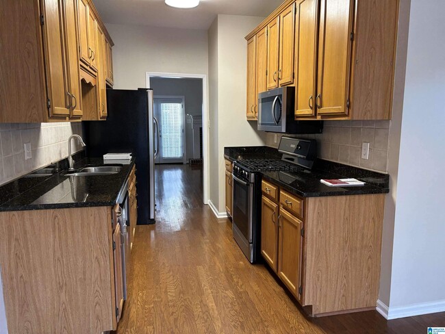 241 Meadow Croft Cir in Birmingham, AL - Building Photo - Building Photo