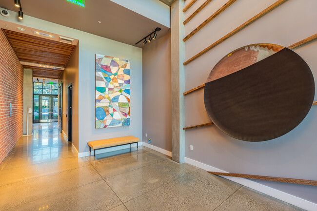 The Carlaw in Sacramento, CA - Building Photo - Lobby