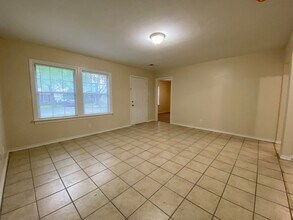 2705 W Bewick St in Fort Worth, TX - Building Photo - Building Photo
