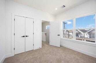 3403 Yellowstone Blvd in Houston, TX - Foto de edificio - Building Photo