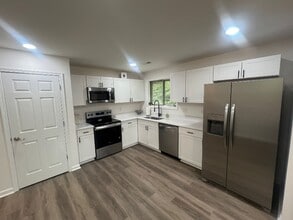 1416 Weaver Ave in Petersburg, VA - Building Photo - Building Photo