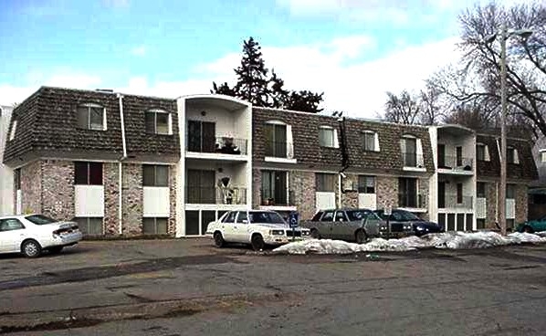 Northbrook Apartments in Omaha, NE - Building Photo - Building Photo