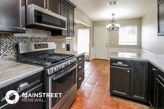 828 SE 9th St in Moore, OK - Building Photo - Building Photo