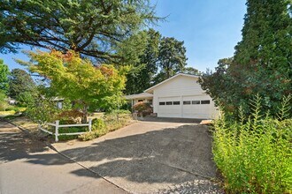 1420 NW 130th Ave in Portland, OR - Building Photo - Building Photo