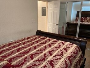 317 Mabry St, Unit 921 in Tallahassee, FL - Building Photo - Building Photo