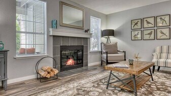 Citizen & Oake Apartments in Lakewood, WA - Building Photo