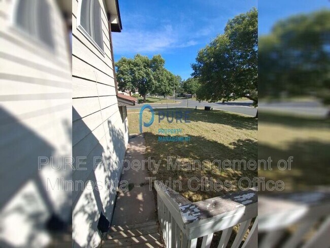 12046 Xeon St NW in Coon Rapids, MN - Building Photo - Building Photo