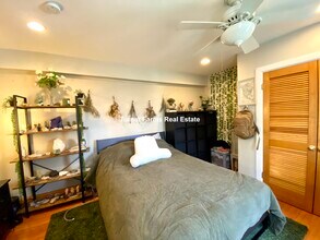 21 Dorr St, Unit C in Boston, MA - Foto de edificio - Building Photo