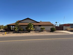 17305 E San Marcus Dr in Fountain Hills, AZ - Foto de edificio - Building Photo