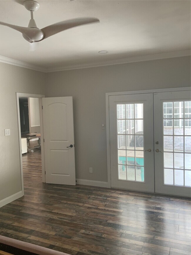 9010 Carousel Ln in Houston, TX - Building Photo - Building Photo