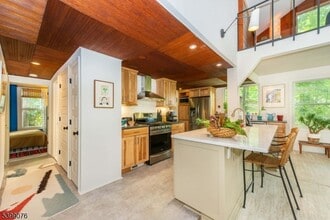 37 N Rd in Bloomingdale, NJ - Building Photo - Building Photo