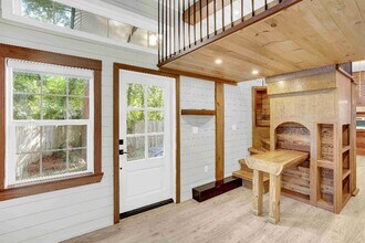 8263 Gayfer Rd Ext in Fairhope, AL - Building Photo - Building Photo