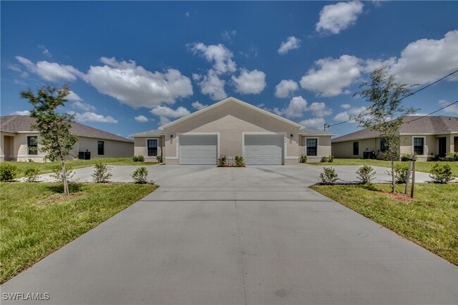 property at 1629 SW 33rd St