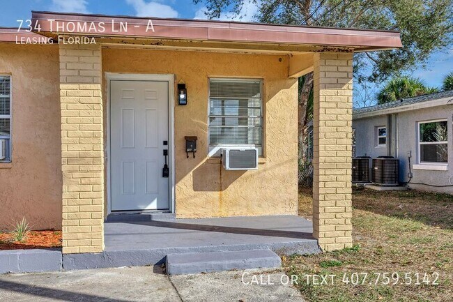 734 Thomas Ln in Cocoa, FL - Building Photo - Building Photo