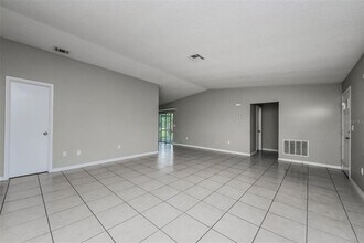 211 Cobalt Dr in Kissimmee, FL - Building Photo - Building Photo