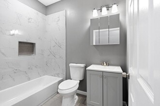 2550 N 12th St, Unit 2 in Philadelphia, PA - Building Photo - Building Photo