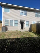 13064 Peppergate Ln in Houston, TX - Building Photo - Building Photo