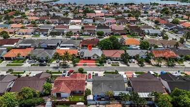 1025 NW 128th Ct in Miami, FL - Building Photo - Building Photo