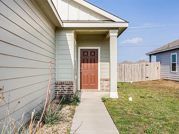 131 Peony Ln. in Jarrell, TX - Building Photo - Building Photo