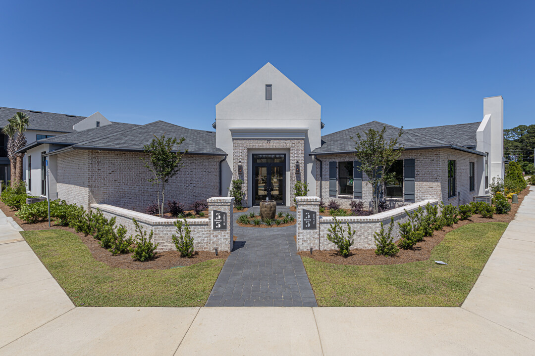 Residences at 393 North Apartments in Santa Rosa Beach, FL - Foto de edificio