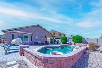 1546 N Desert Willow St in Casa Grande, AZ - Building Photo - Building Photo