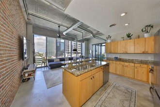 175 2nd St S in St. Petersburg, FL - Building Photo - Building Photo