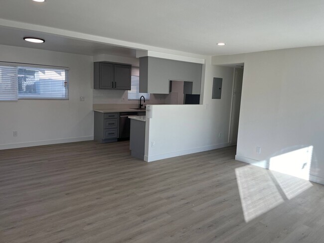 1303 Beryl St in Redondo Beach, CA - Building Photo - Building Photo