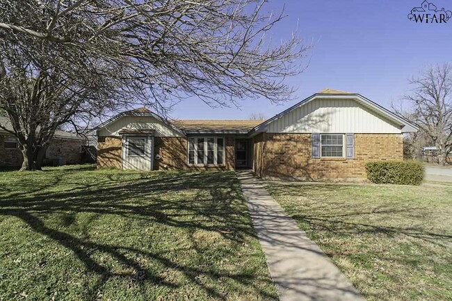 property at 1223 Amherst St