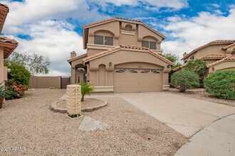 2901 E Woodland Dr in Phoenix, AZ - Building Photo - Building Photo