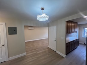 61-60 69th Ln in Queens, NY - Building Photo - Building Photo