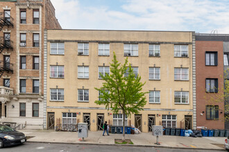 92 Hart St in Brooklyn, NY - Building Photo - Building Photo