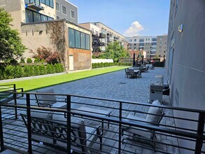 706 Madison St in Hoboken, NJ - Building Photo - Building Photo