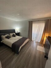 5962 W 18th Ave in Hialeah, FL - Building Photo - Building Photo