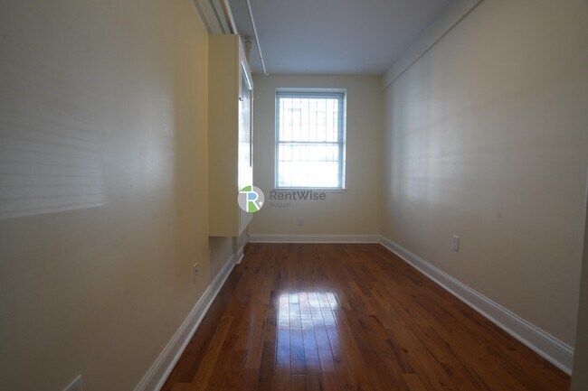 123 Sutherland Rd in Boston, MA - Building Photo - Building Photo