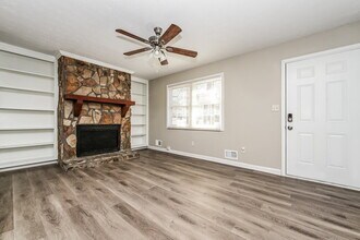 3328 Tarragon Dr in Decatur, GA - Building Photo - Building Photo