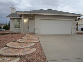 12521 Tierra Serena Dr in El Paso, TX - Foto de edificio - Building Photo