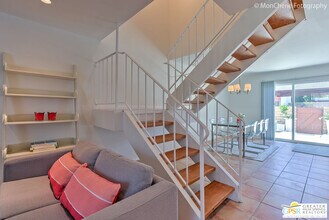 2166 N Indian Canyon Dr in Palm Springs, CA - Building Photo - Building Photo